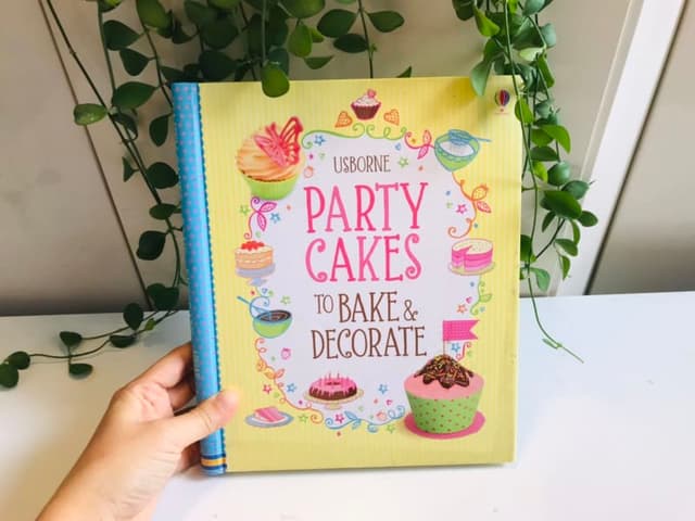 Party Cakes to Bake & Decorate