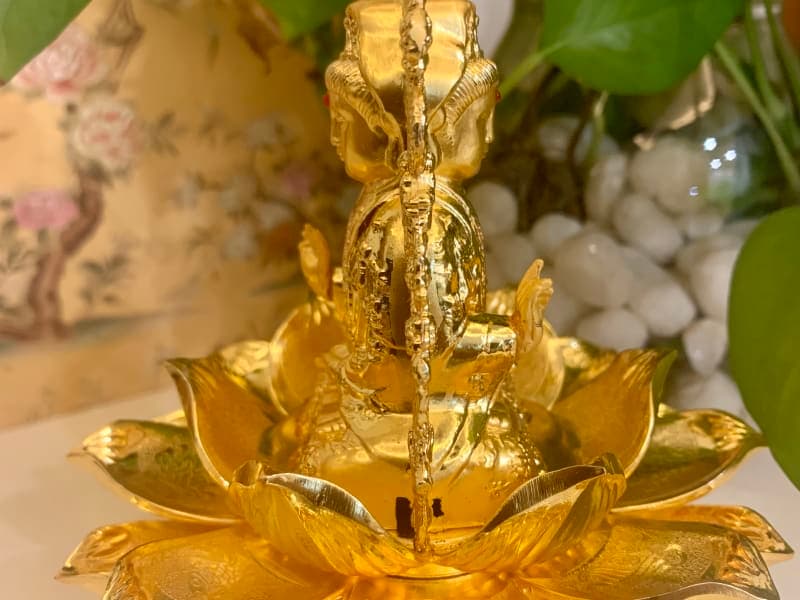 Tượng phật Quan Âm xe hơi - Mẫu 01